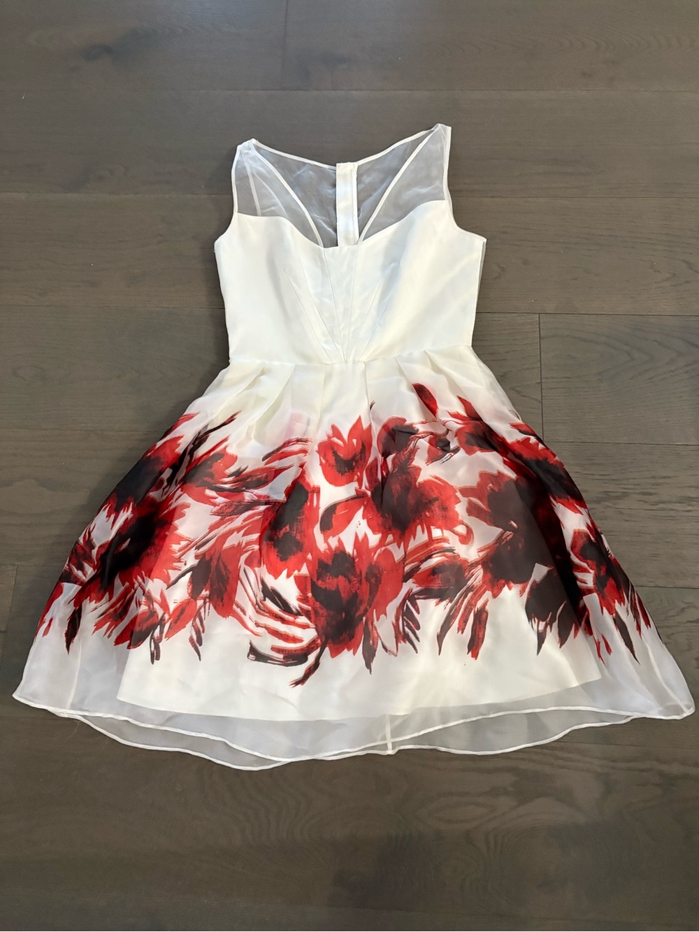Ladies gorgeous floral dress sz med brand new
